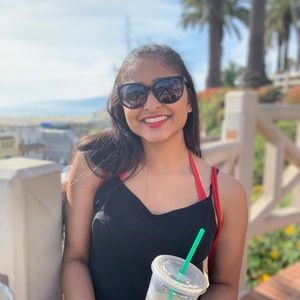 Meet your Posher, Ria